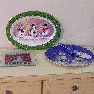 Set of Christmas snowman serving pieces